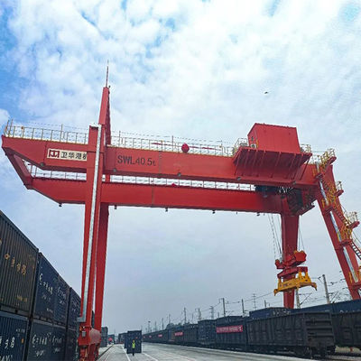 40ft 30ft 20ftの容器RMGのレール敷のガントリー クレーン高性能